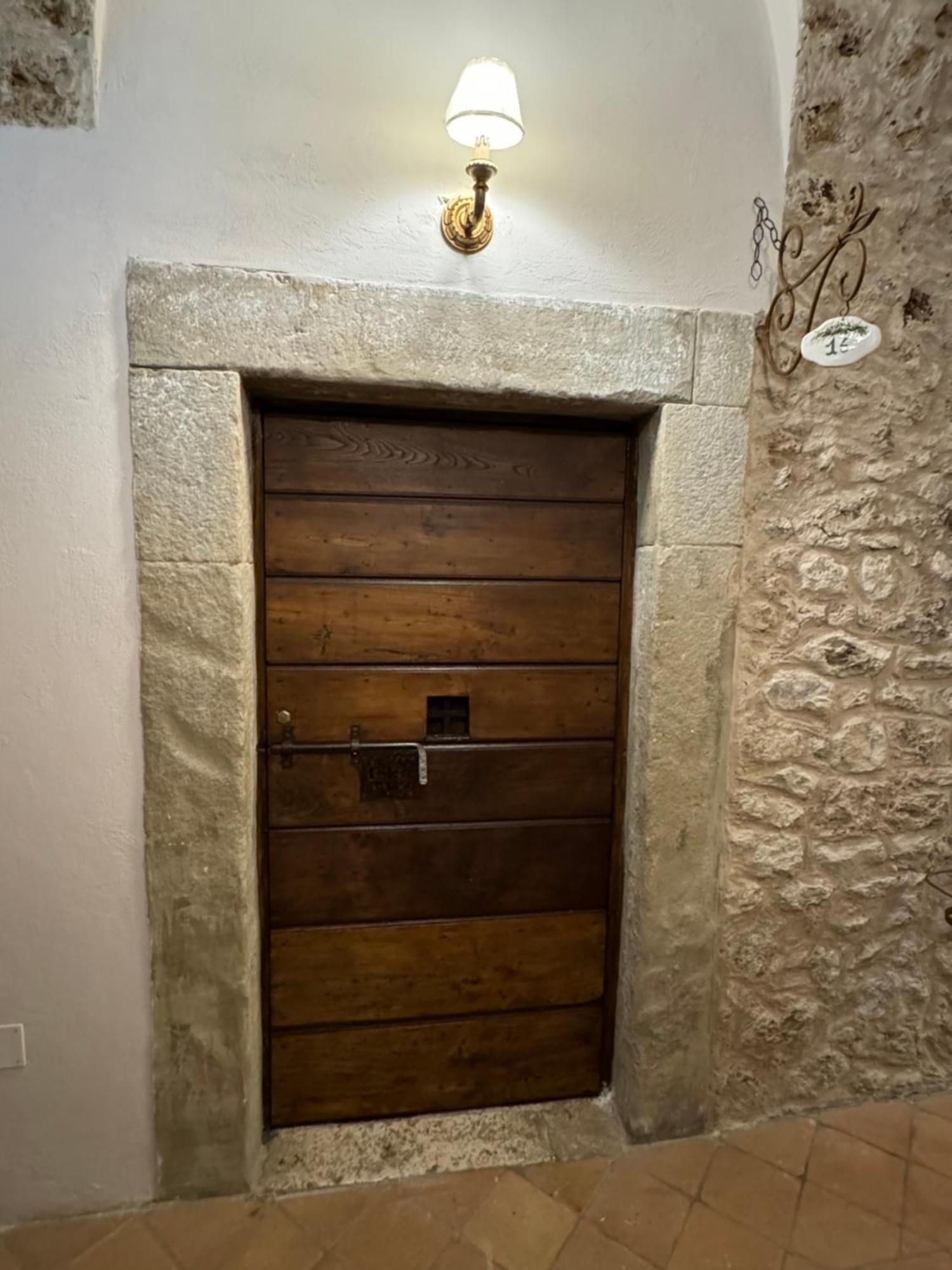 Le Prigioni Del Palazzo B&B Sora Exterior foto