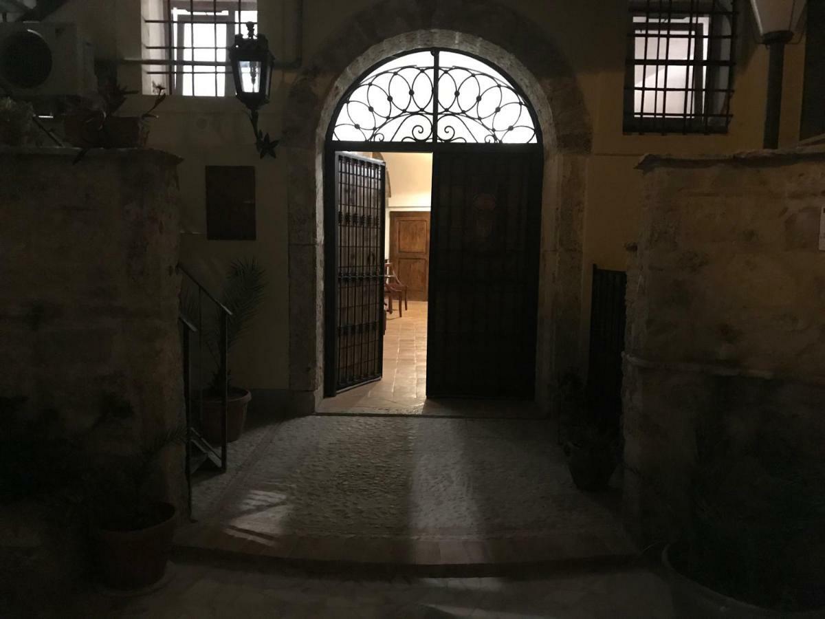 Le Prigioni Del Palazzo B&B Sora Exterior foto