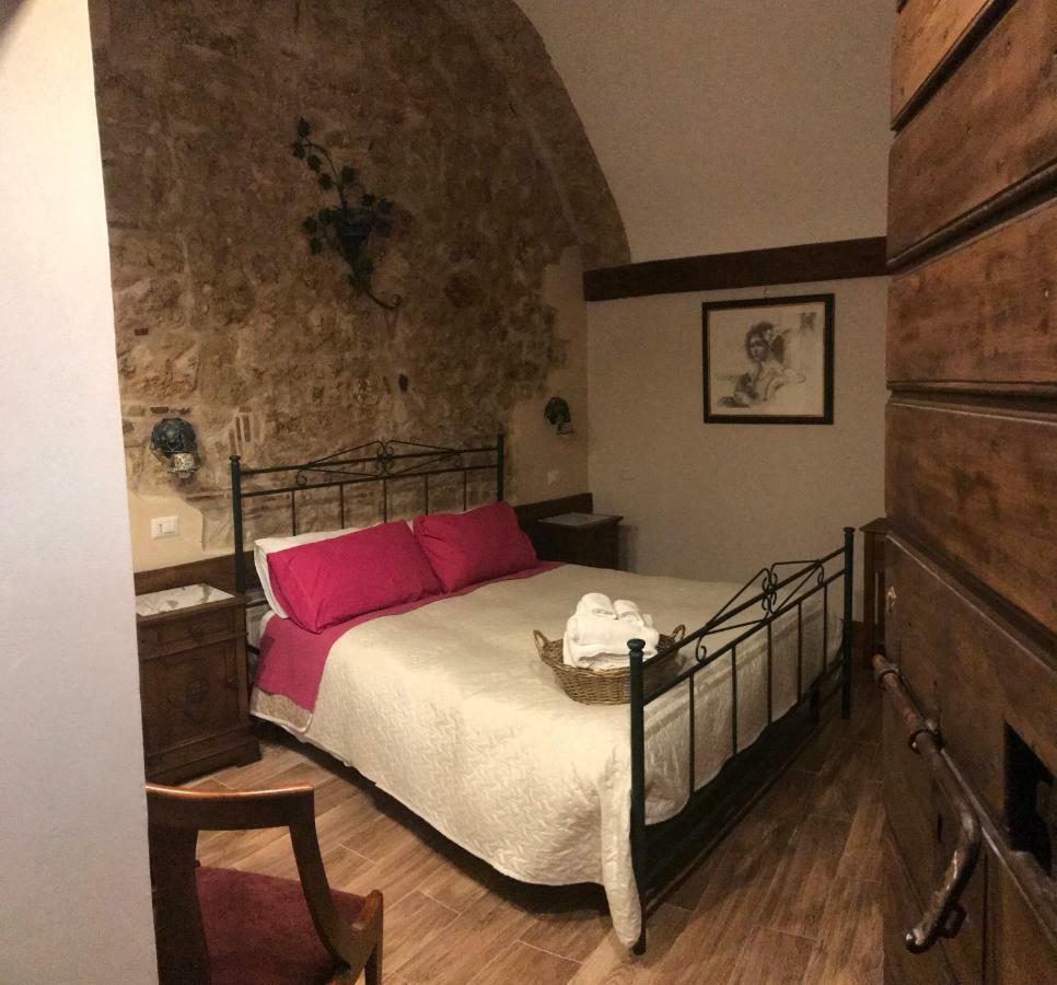 Le Prigioni Del Palazzo B&B Sora Exterior foto